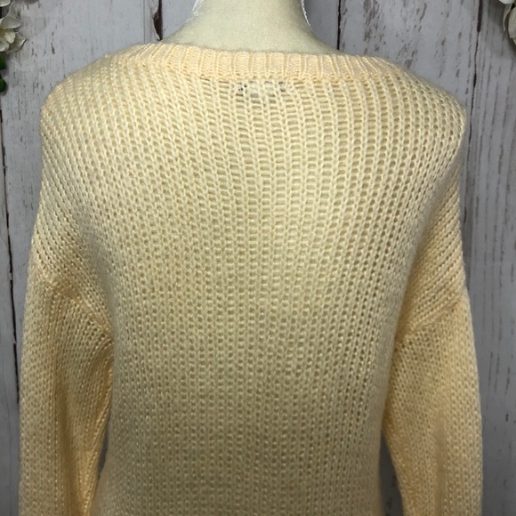 FOREVER 21 CROCHET VANILLA SWEATER S - Picture 6 of 8